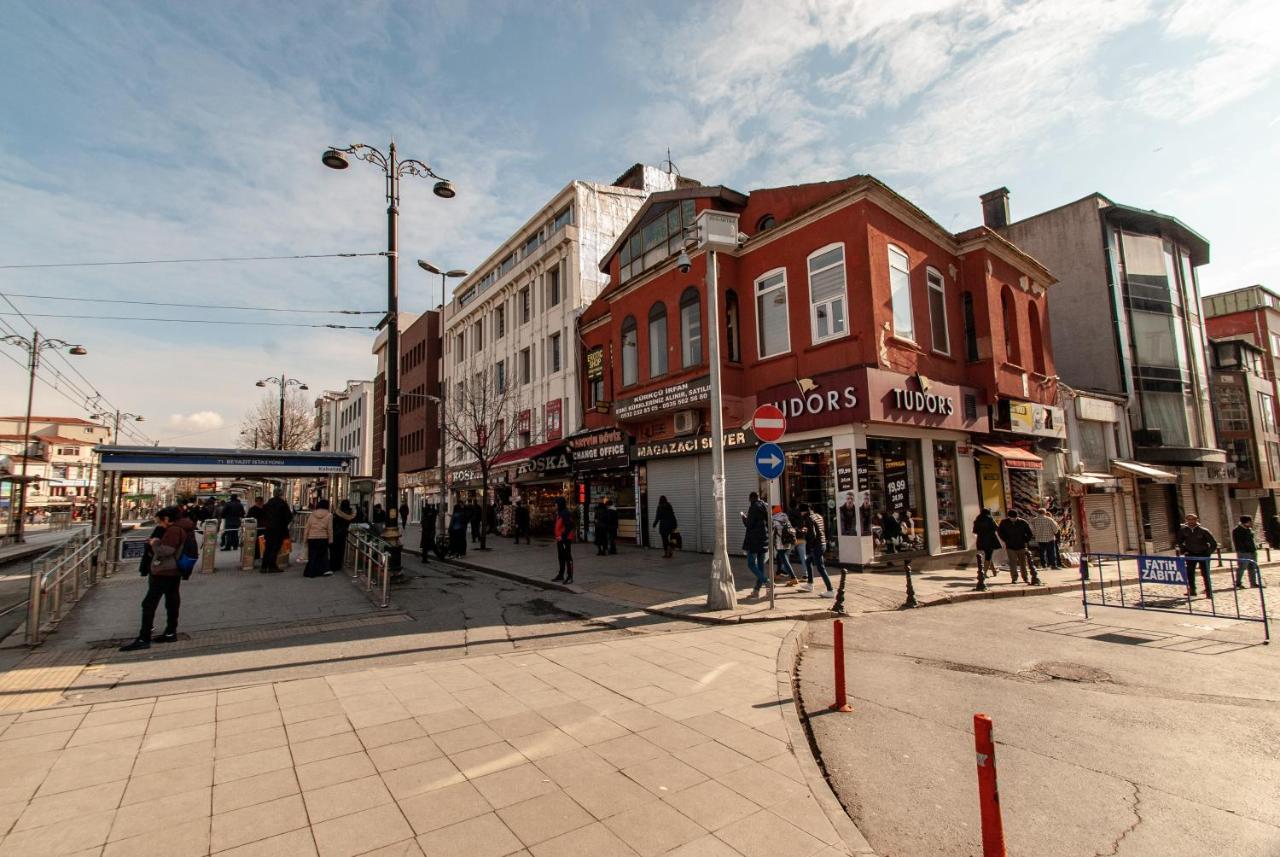 Naz Hotel Old Bazaar Istanboel Buitenkant foto